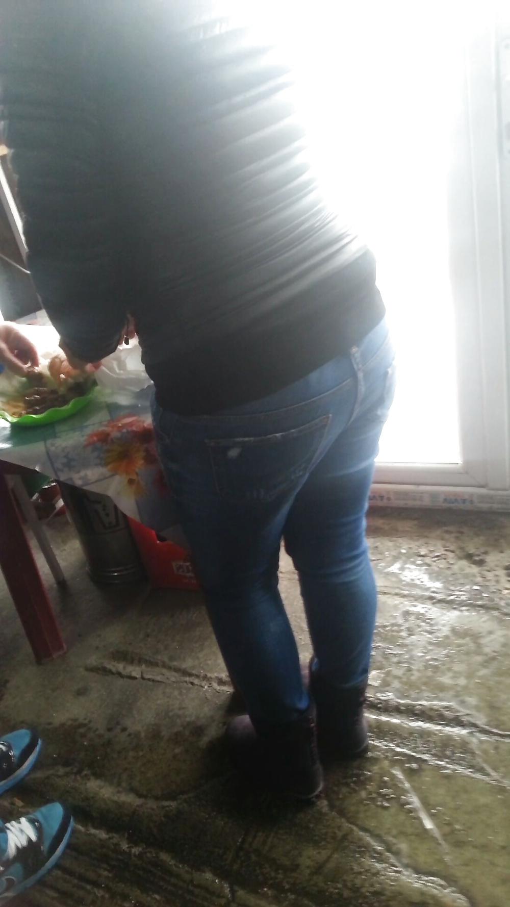 25P Spy teens and mature sexy jeans ass romanian