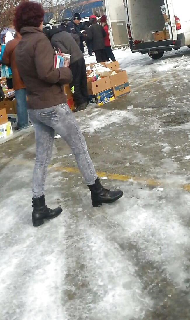 25P Spy teens and mature sexy jeans ass romanian
