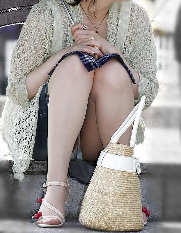 25P Upskirt oder Lichtblicke