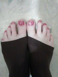 20P Cougar Mrs. C A redhead with big sexy feet and plump toes