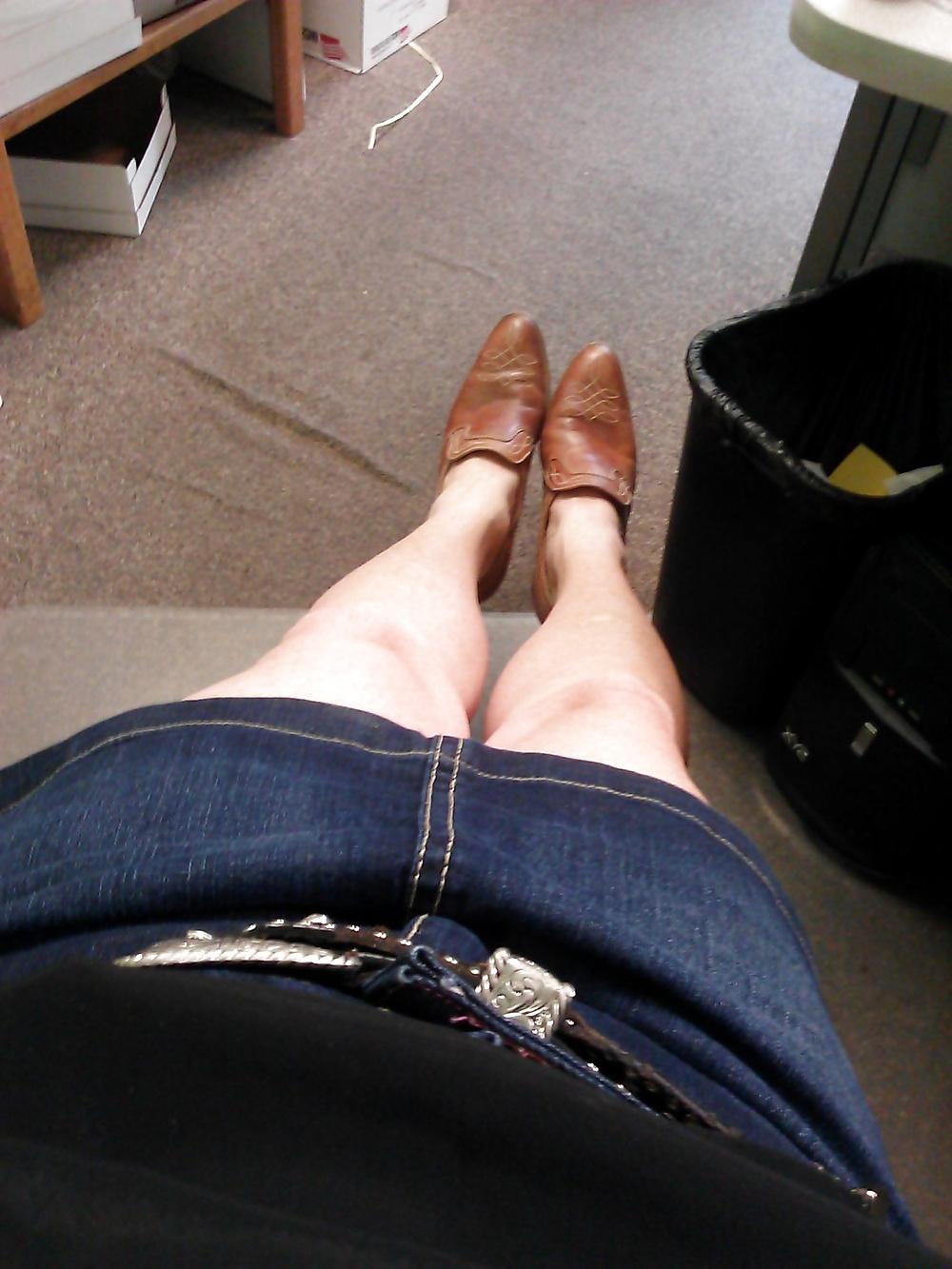 20P Cougar Mrs. C A redhead with big sexy feet and plump toes