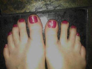 20P Cougar Mrs. C A redhead with big sexy feet and plump toes