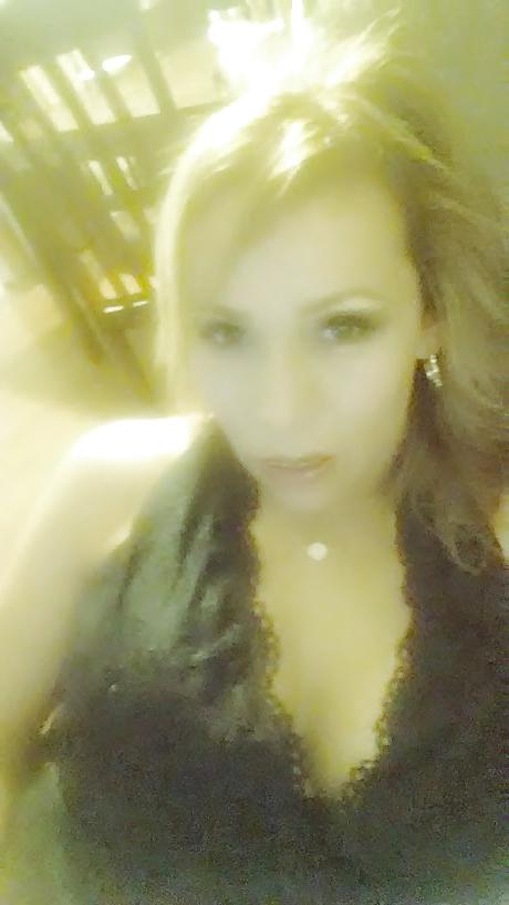 17P Gorgeous cougar latina