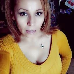 17P Gorgeous cougar latina