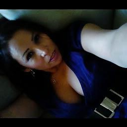 17P Gorgeous cougar latina