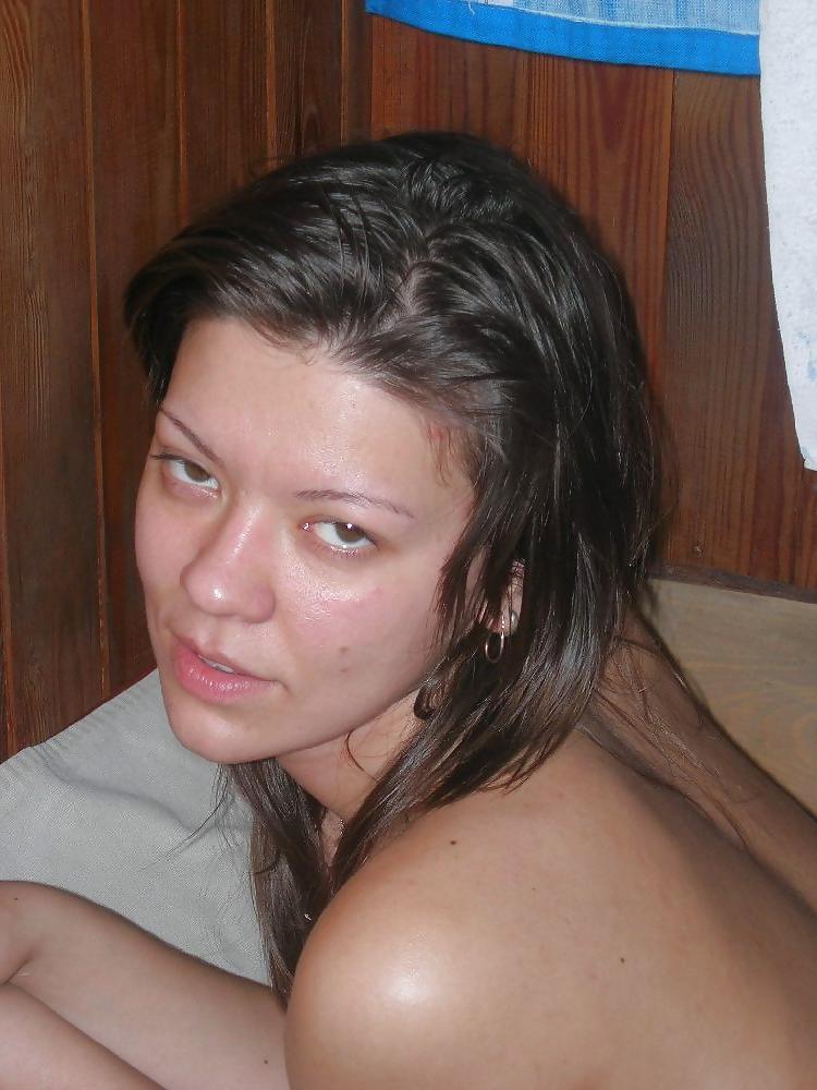 25P Hot little mom 28 years
