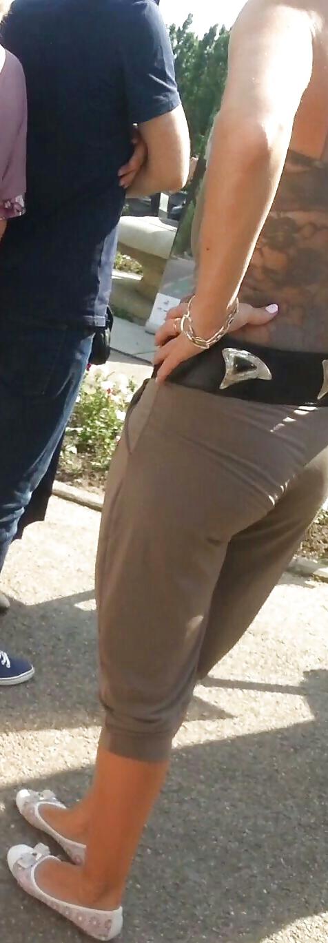25P Spy sexy sweatpants ass girls romanian