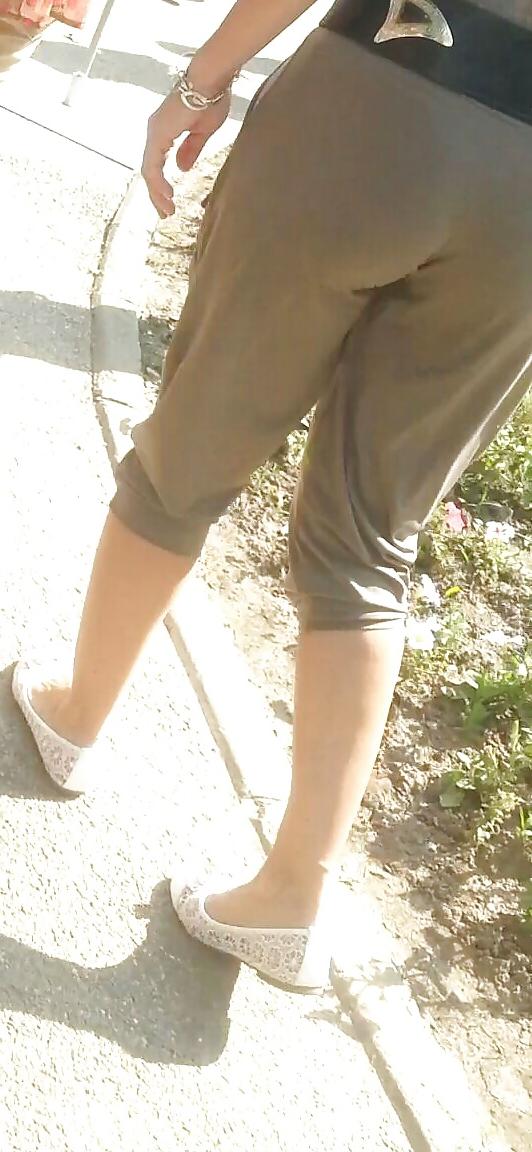 25P Spy sexy sweatpants ass girls romanian