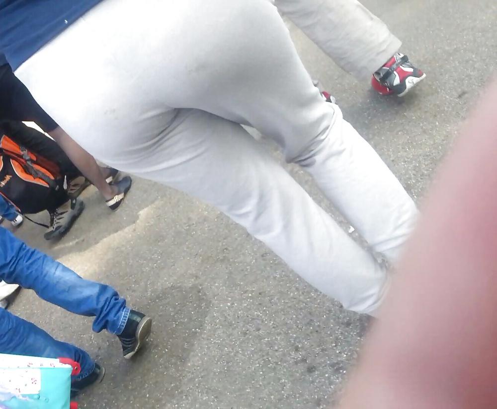 25P Spy sexy sweatpants ass girls romanian