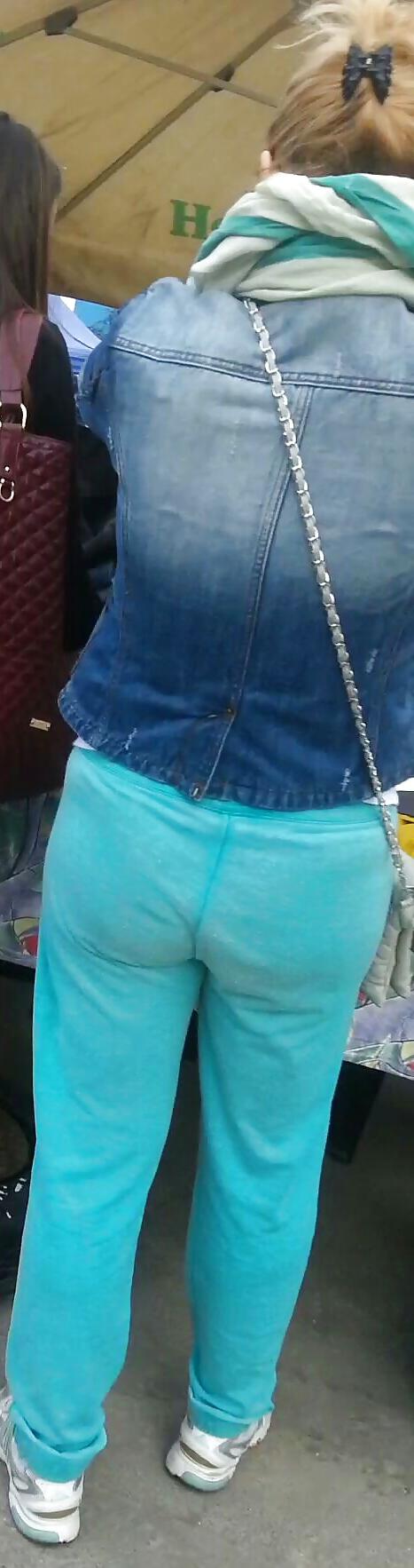 25P Spy sexy sweatpants ass girls romanian
