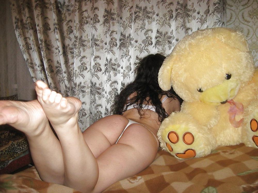 24P Sexy housewife Irina