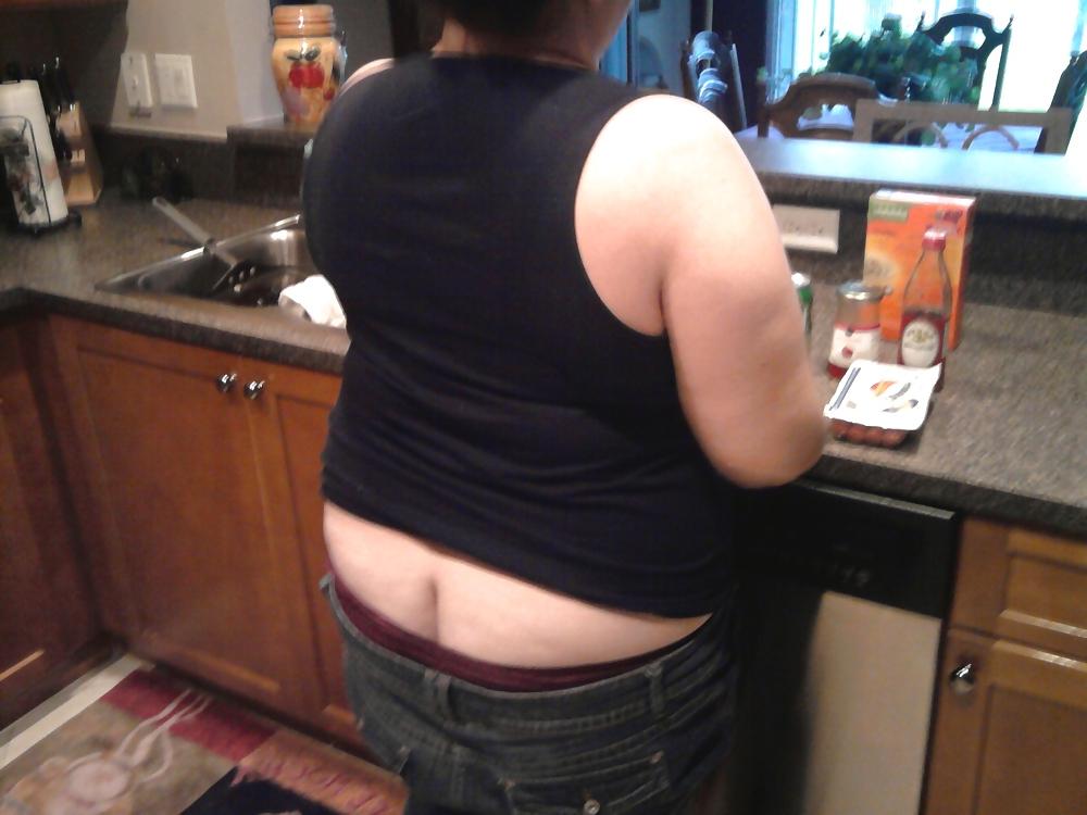 25P Comment if u would or want to fuck my chubby girl??