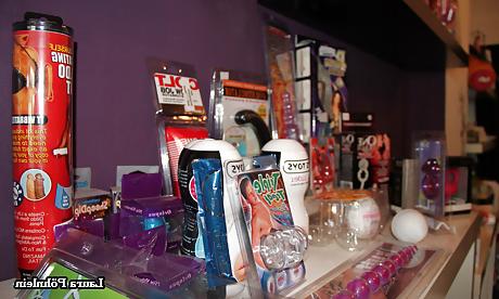 18P Nuestra tienda - Our shop