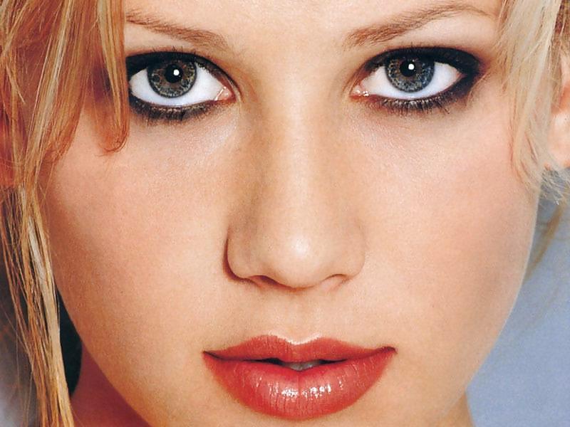 25P Most Perfect Women Alive ??? Anna Kournikova !!! (COMMENTS)