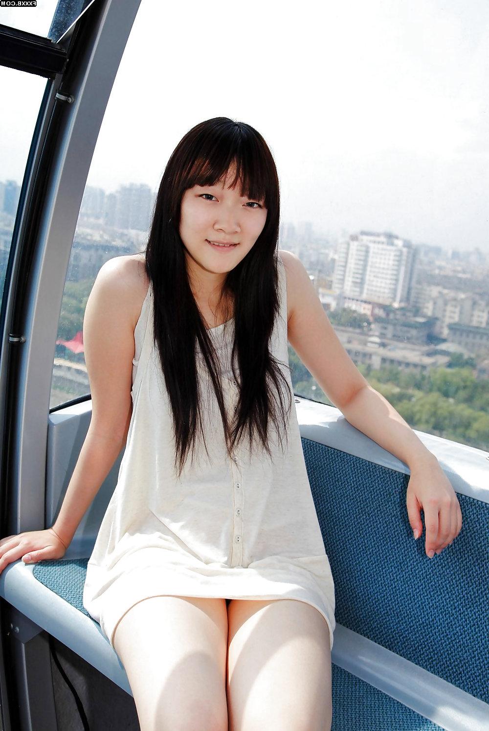 25P Cable Car Girl