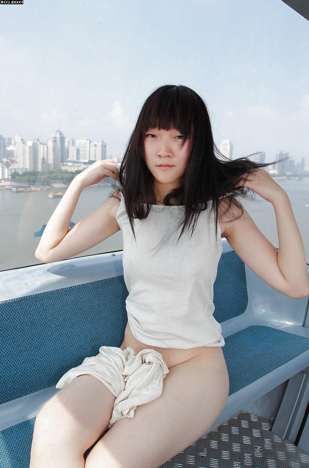25P Cable Car Girl