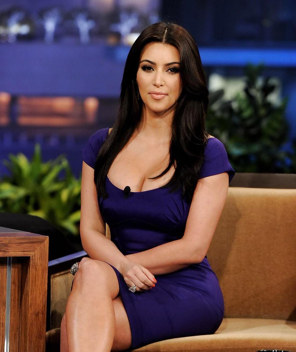 25P Kim Kardashian The Tonight Show with Jay Leno
