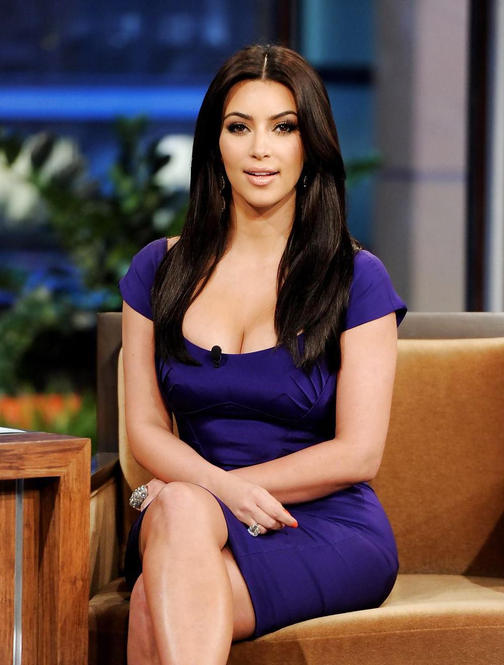 25P Kim Kardashian The Tonight Show with Jay Leno