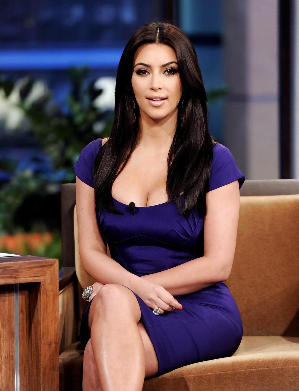 25P Kim Kardashian The Tonight Show with Jay Leno