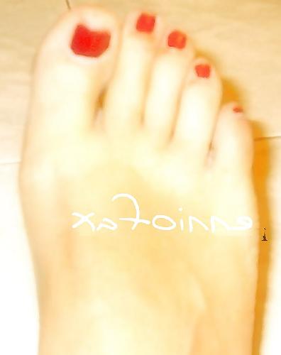 16P Wife feet