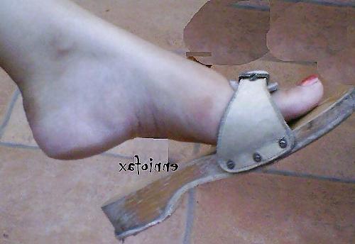 16P Wife feet