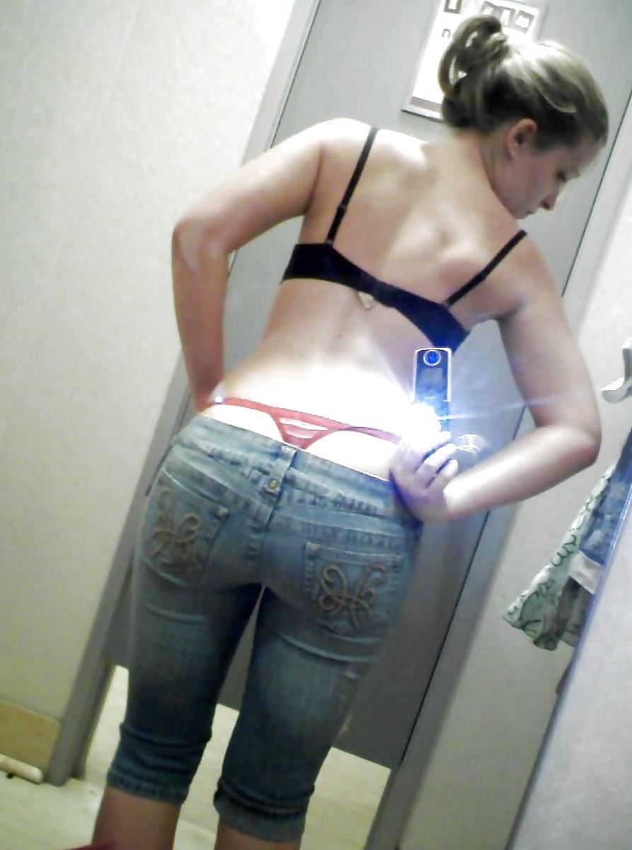 25P JEANS AND ASS