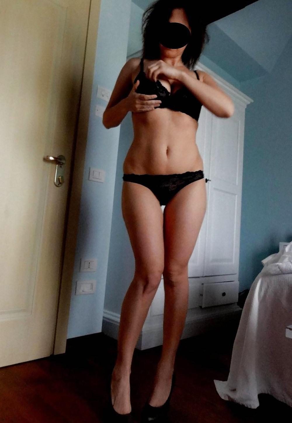 11P UPSKIRT & ALTRE FOTO DAL CELLULARE(TUTTE TROIE ITALIANE)