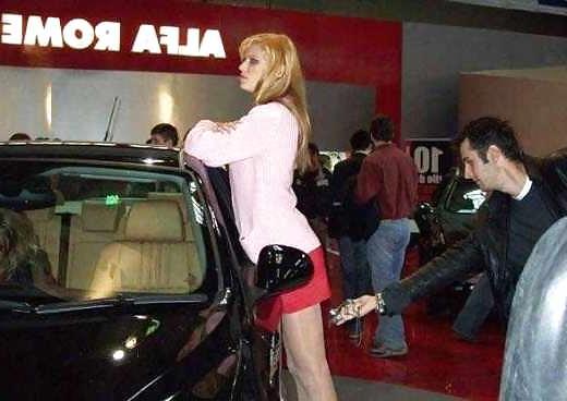 16P Photo surprise