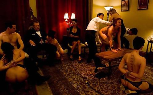 25P Housewifes prepared to serve in a Harem
