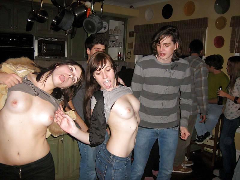 14P Show your tits 12.
