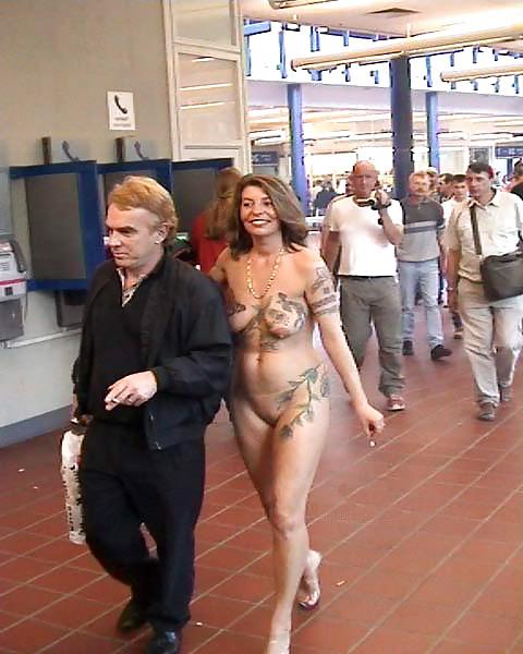 25P Erotic fair Berlin visitors