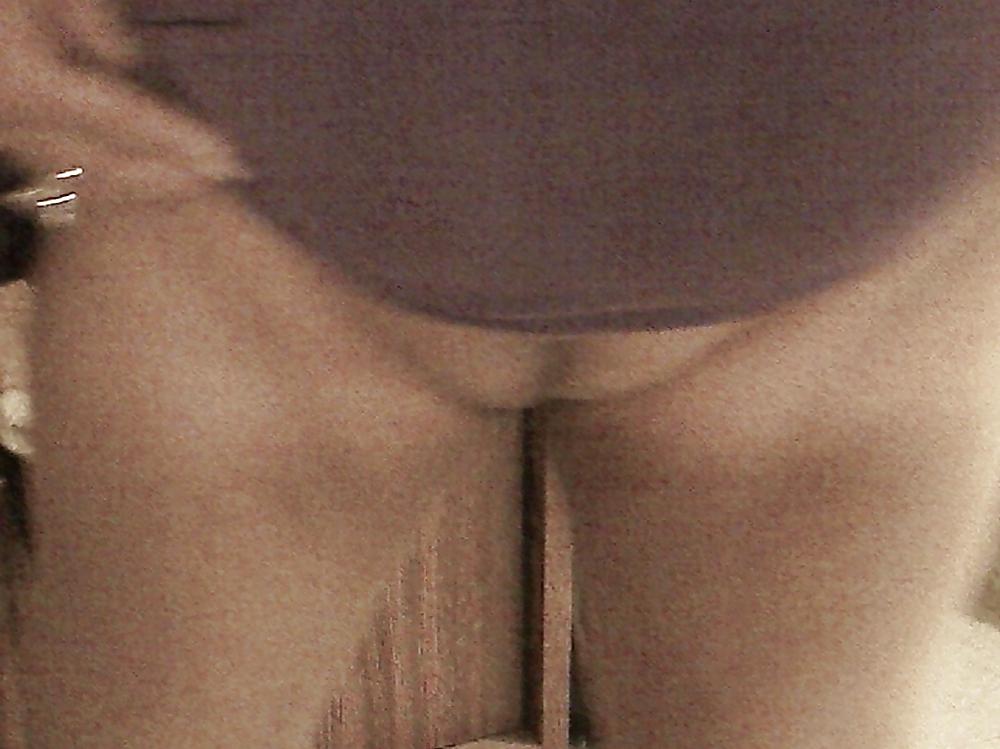 19P MY FAT SHAVED PUSSY