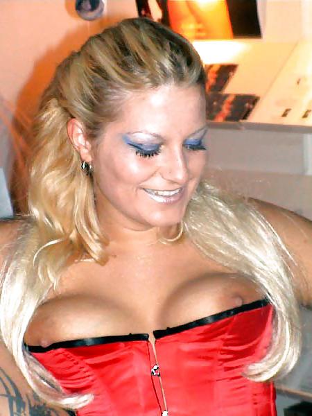 14P Erotic fair Berlin professionals