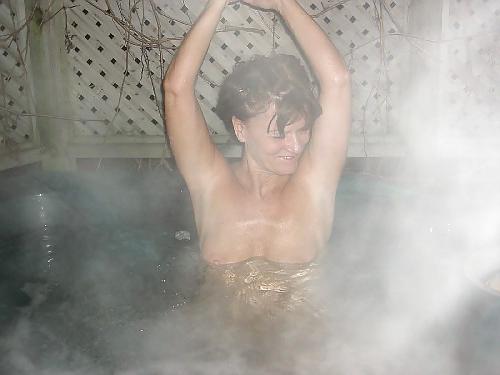 5P Elaine a housewife, nudist and slut