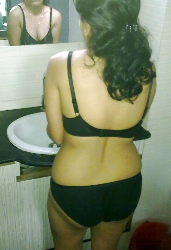 13P My mummy dress changing
