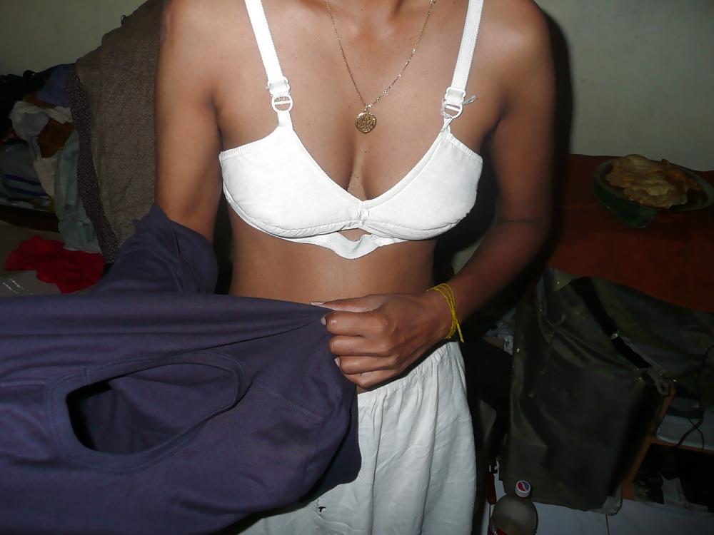 25P Indian housewife 2