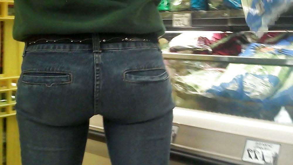 25P Shopping for butts ass & jeans 