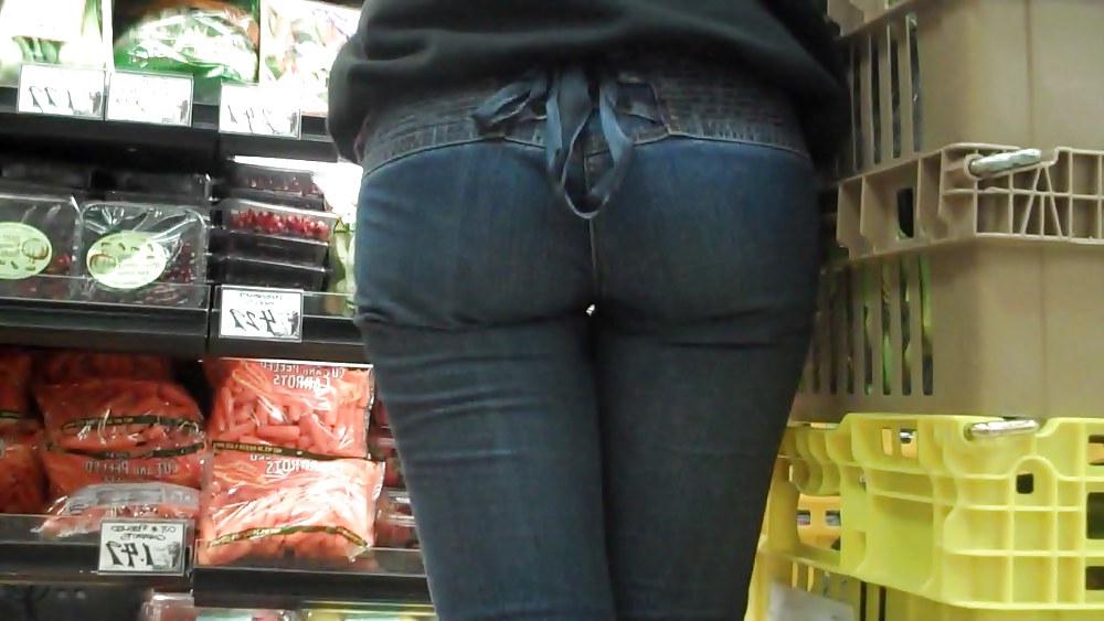 25P Shopping for butts ass & jeans 