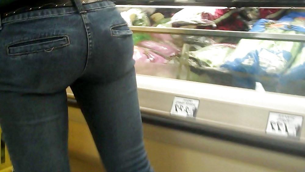 25P Shopping for butts ass & jeans 