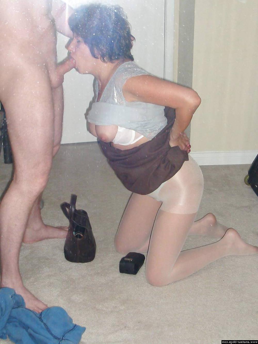 25P Real mature women over 50