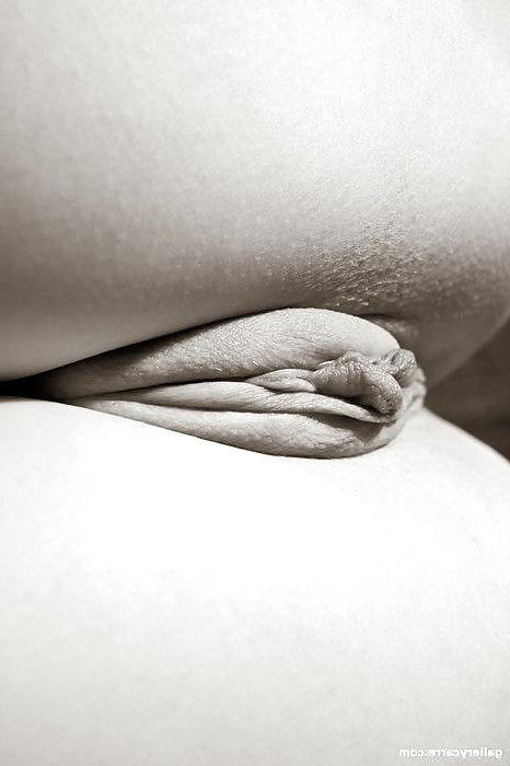 25P Mmmmm Just Erotic Things For  Your Tongue