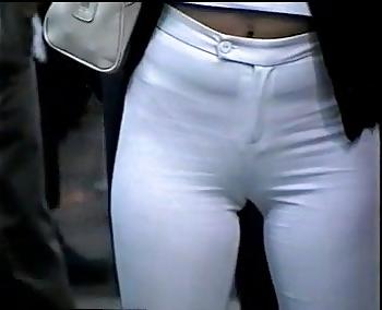 9P Cameltoe