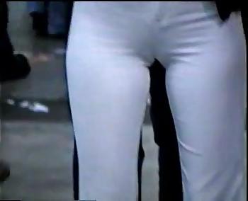 9P Cameltoe