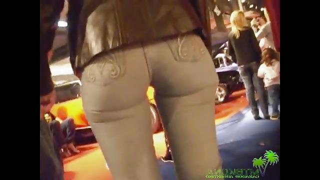 9P Cameltoe