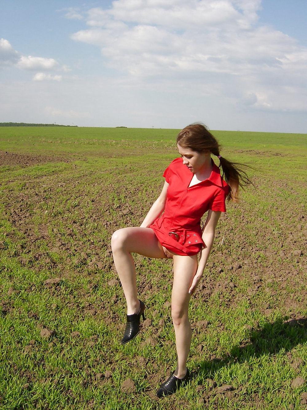 25P CountryGirl in red