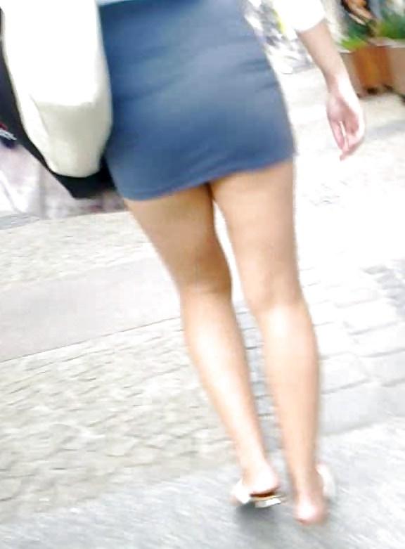 25P Lovely mini skirt