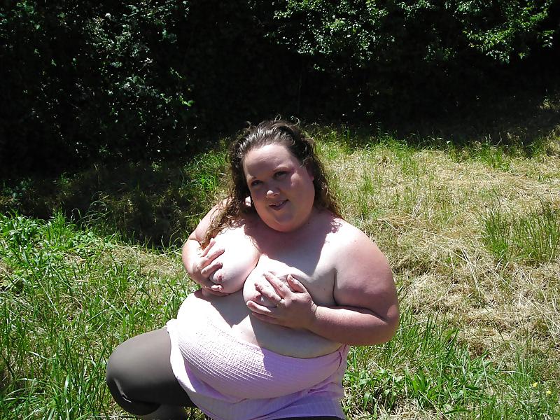 20P Neighbors BBW housewife outdoors