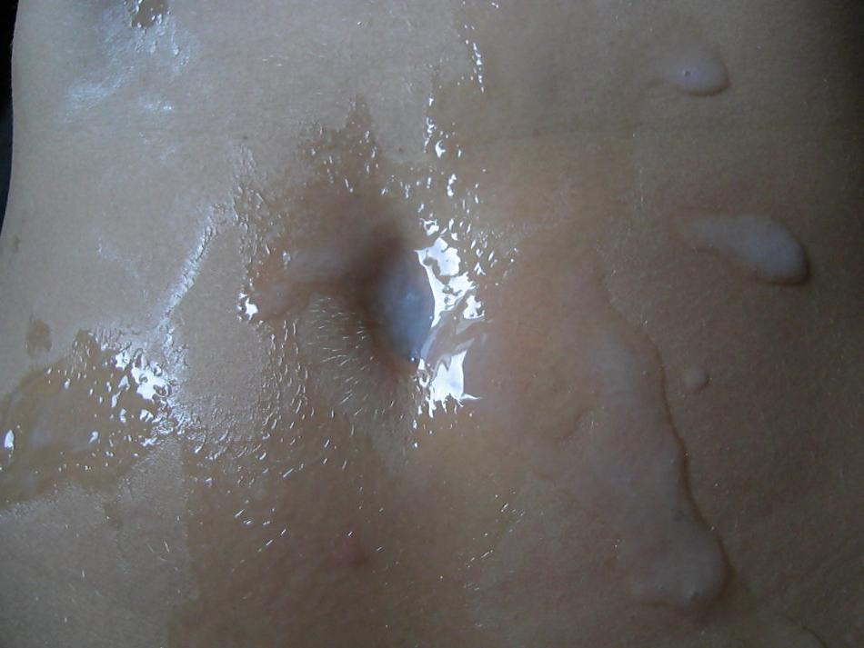 6P Bellybutton cumshot