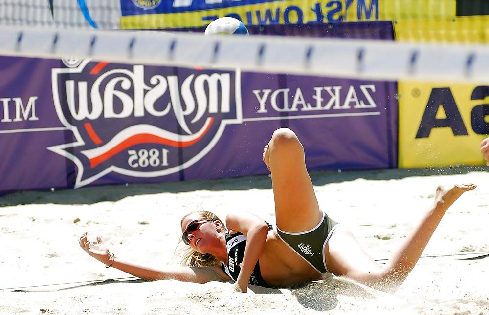 25P Beautiful Asses in Sport by TROC