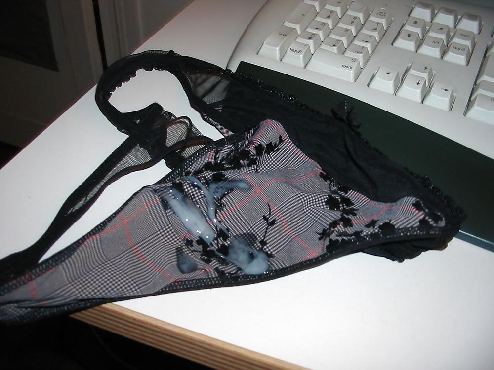 15P NEW cumshots on panties&pantyhose!